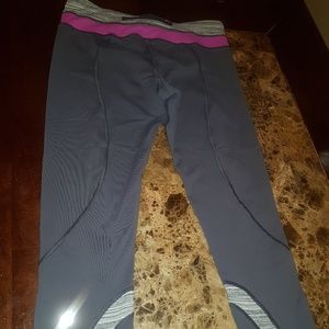 Lululemon size 8 leggings
